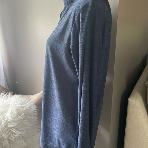 Nike Dri-Fit Lightweight Pullover - Picture 4 of 6